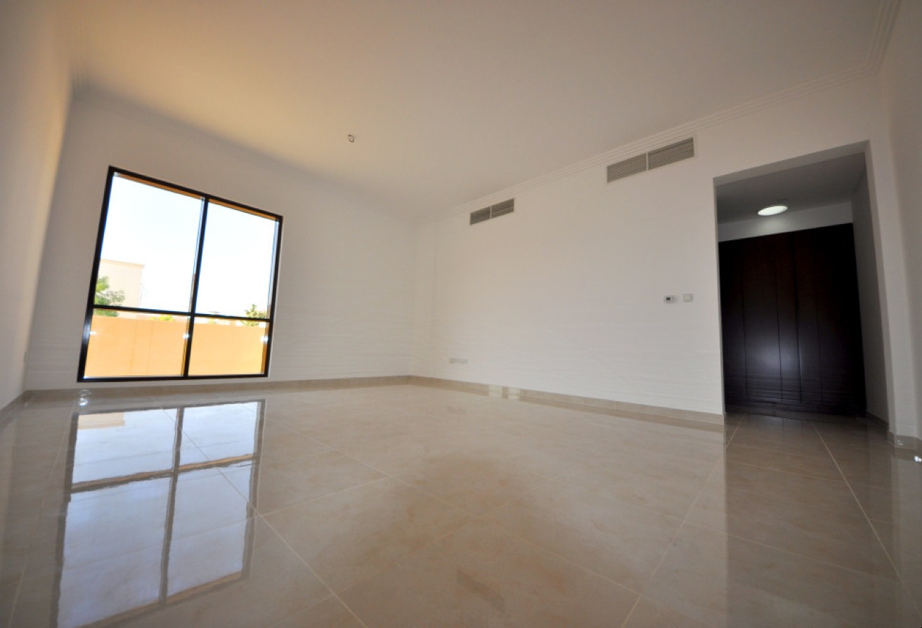5 bedroom villa in Al Barsha 2 Villas, Al Barsha: 10