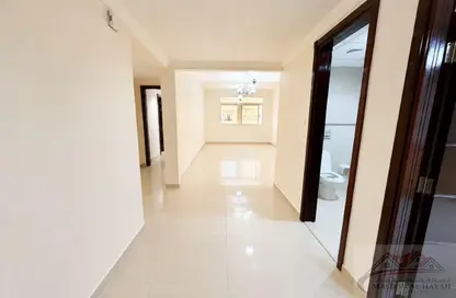Apartment - 1 Bedroom - 2 Bathrooms for rent in Muwaileh 29 Building - Muwaileh - Sharjah