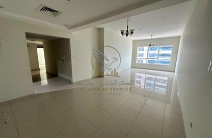 Apartment - 3 - 4 for rent in Al Khan Lagoon Tower - Al Khan Lagoon - Al Khan - Sharjah
