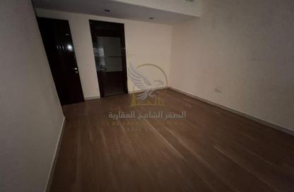 Apartment - 2 - 3 for rent in Jamal Abdul Nasser Street - Al Majaz - Sharjah