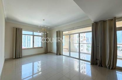 Apartment - 3 Bedrooms - 4 Bathrooms for rent in Al Dabas - Shoreline Apartments - Palm Jumeirah - Dubai