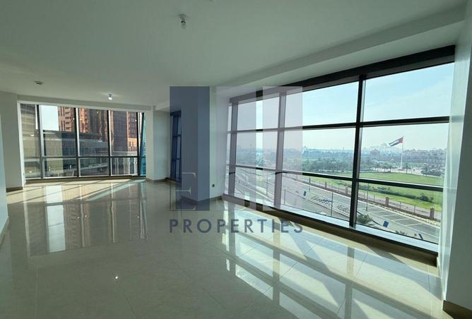 62853447 - صورة العقار 3