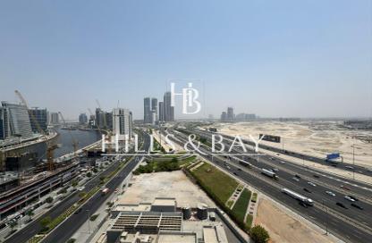 Apartment - 1 Bedroom - 2 Bathrooms for rent in Bayz by Danube - Business Bay - Dubai