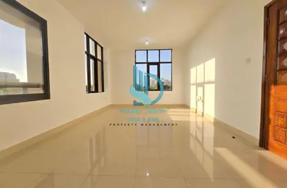 شقة - غرفة نوم - 2 حمامات للايجار في منطقة المرور - أبوظبي