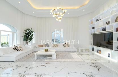 Villa - 4 - 5 for rent in Garden Homes Frond P - Garden Homes - Palm Jumeirah - Dubai