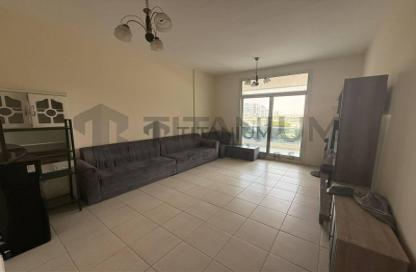Apartment - 1 Bedroom - 2 Bathrooms for rent in University View - Dubai Silicon Oasis - Dubai