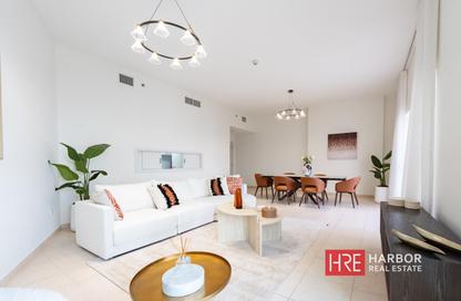 Apartment - 2 Bedrooms - 3 Bathrooms for sale in Dubai Jewel Tower - Dubai Media City - Dubai