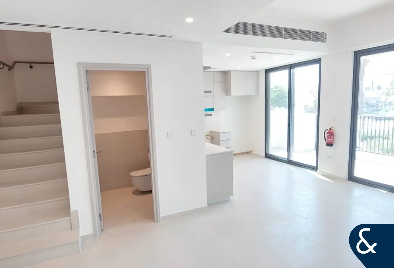 156914353 - Property Main Image
