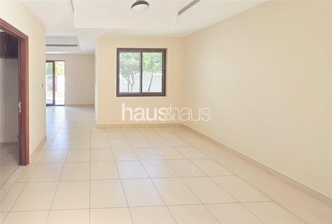 54398418 - صورة العقار 3