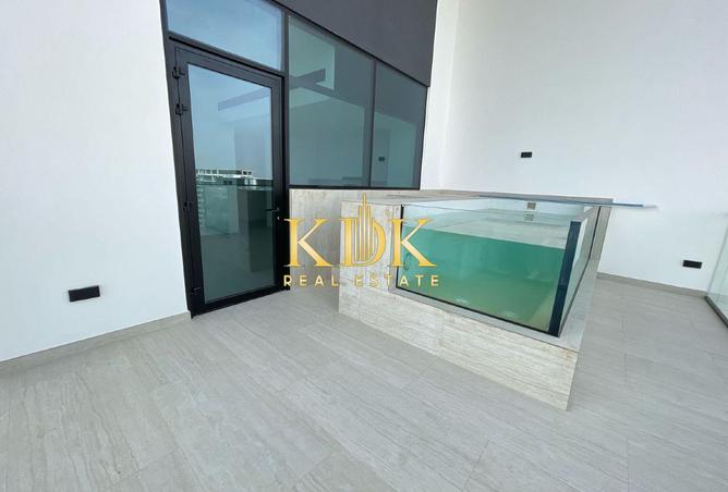 83227555 - Property Image 3