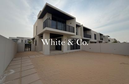 Townhouse - 4 - 5 for rent in Jebel Ali Village Townhouses - Jebel Ali Village - Jebel Ali - Dubai