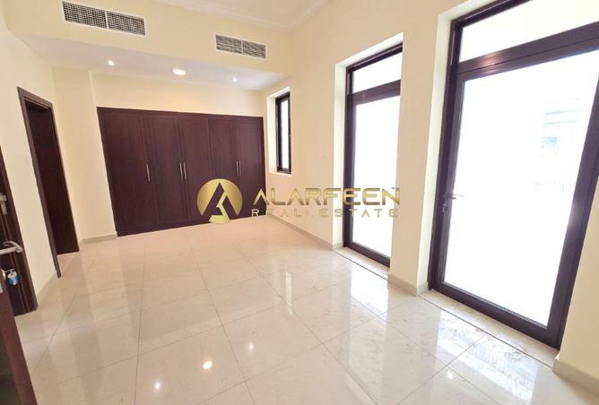 54391630 - صورة العقار 2