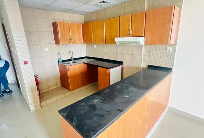 77392327 - Property Image 2