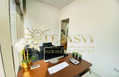 Office Space - Studio - 1 Bathroom for rent in Red Avenue - Al Garhoud - Dubai