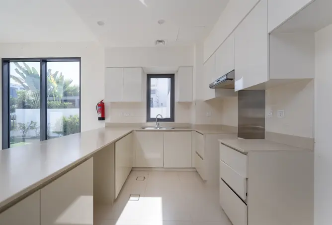 151348102 - Property Image 3