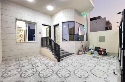 Villa - 4 - 6 for sale in Al Helio 1 - Al Helio - Ajman Villa - 4 - 6 for sale in Al Helio 1 - Al Helio - Ajman