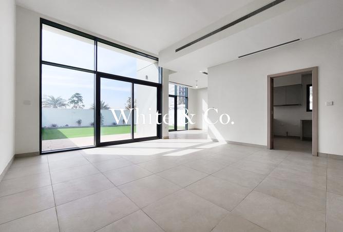 141441860 - Property Image 3