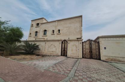Villa - 6 - 7 for rent in Shakhbout City - Abu Dhabi