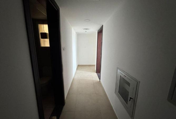 74232120 - Property Image 3