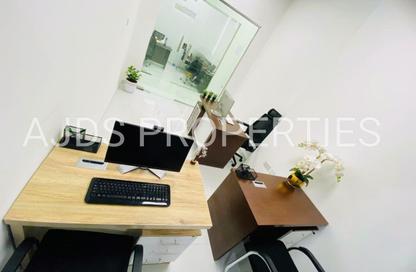 Office Space - Studio - 1 Bathroom for rent in Red Avenue - Al Garhoud - Dubai