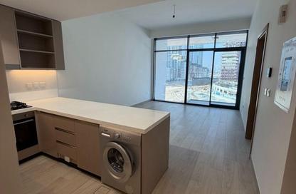 Apartment - 1 Bedroom - 2 Bathrooms for sale in Azizi Riviera Beachfront Tower B - Azizi Riviera Beachfront - Azizi Riviera - Meydan One - Meydan - Dubai