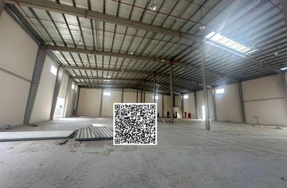 Warehouse - Studio - 2 Bathrooms for rent in Umm Al Thuoob - Umm Al Quwain