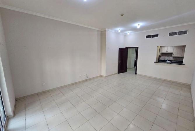 81954876 - صورة العقار 2