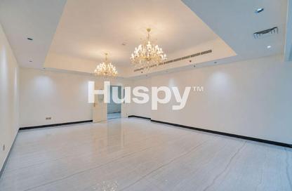 Apartment - 2 - 4 for sale in Emirates Crown - Dubai Marina - Dubai