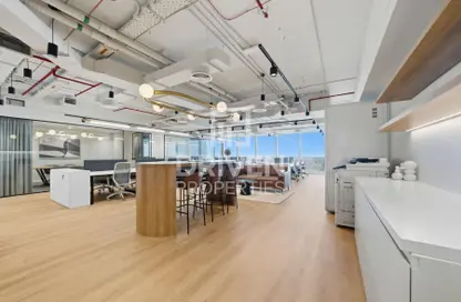 Office Space - Studio for rent in Burj Al Salam - Sheikh Zayed Road - Dubai