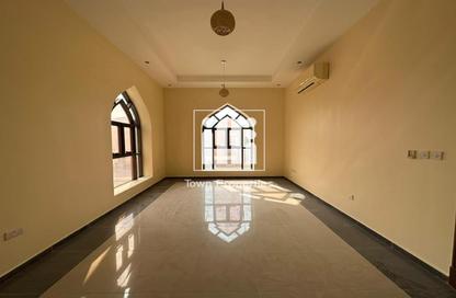 Villa - 6 Bedrooms - 7+ Bathrooms for rent in Shakhbout City - Abu Dhabi