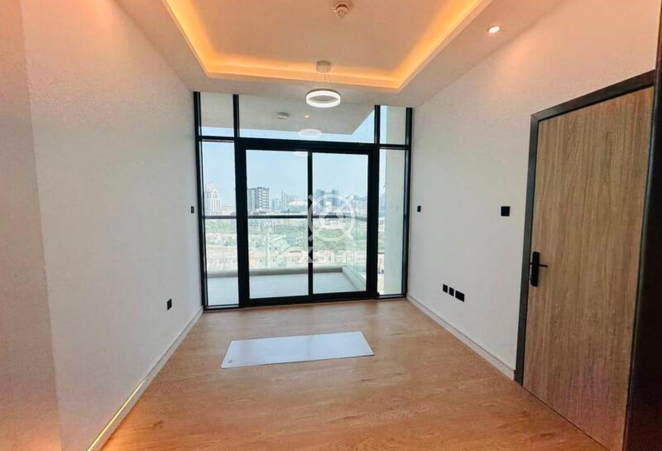 Unfurnished 1 BR| Kitchen Appliances |Vacant Unit photo 2