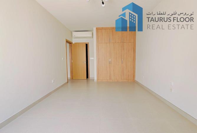 106420601 - Property Image 3