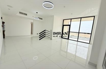 Apartment - 3 Bedrooms - 4 Bathrooms for rent in Tilal City A - Tilal City - Sharjah Apartment - 3 Bedrooms - 4 Bathrooms for rent in Tilal City A - Tilal City - Sharjah