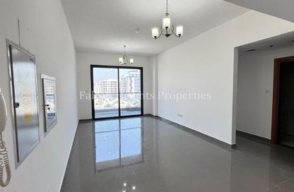 Apartment - 3 Bedrooms - 4 Bathrooms for rent in Emerald Al Warqa - Al Warqa'a 1 - Al Warqa'a - Dubai Apartment - 3 Bedrooms - 4 Bathrooms for rent in Emerald Al Warqa - Al Warqa'a 1 - Al Warqa'a - Dubai