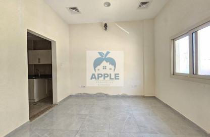 Apartment - Studio - 1 Bathroom for rent in Muwailih Building - Muwaileh - Sharjah