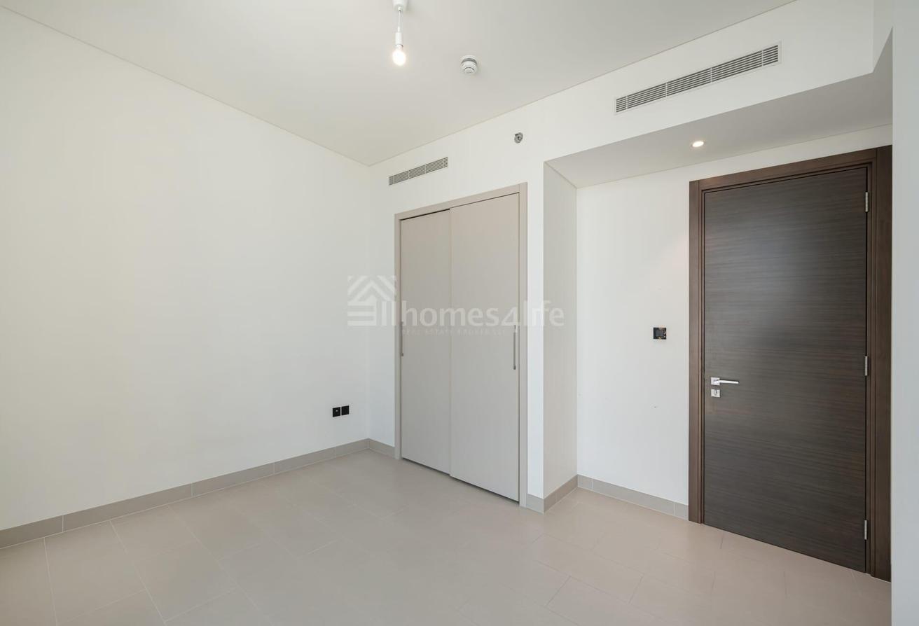 Spacious 2BR | Creek Vista Reserve | 4 Cheques photo 5