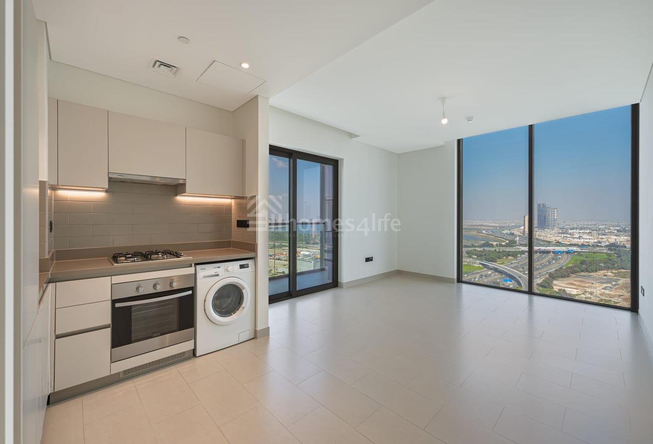 Spacious 2BR | Creek Vista Reserve | 4 Cheques photo 7