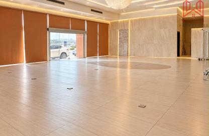 Shop - Studio - 1 for rent in Al Khabaisi - Deira - Dubai