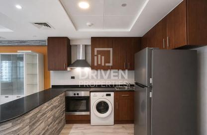 Apartment - 1 Bedroom - 2 Bathrooms for rent in Lake View Tower - JLT Cluster B - Jumeirah Lake Towers - Dubai