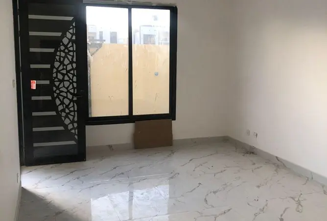 98270398 - Property Image 2