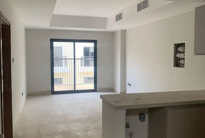 98270398 - Property Image 3