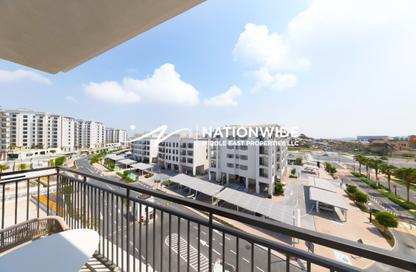 Apartment - 1 Bedroom - 2 Bathrooms for rent in Views A - Yas Golf Collection - Yas Island - Abu Dhabi