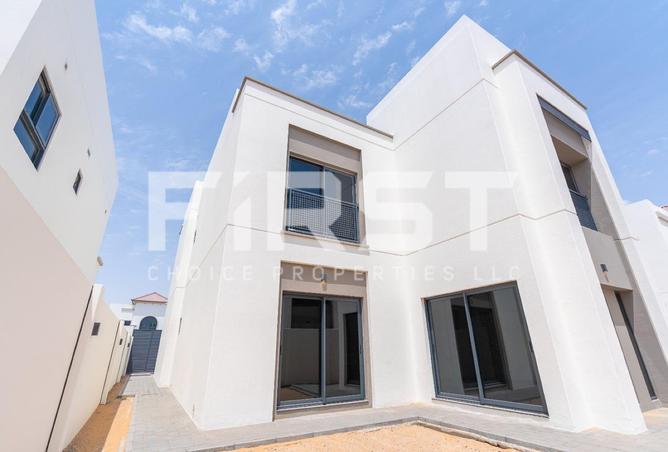 134614000 - Property Image 2
