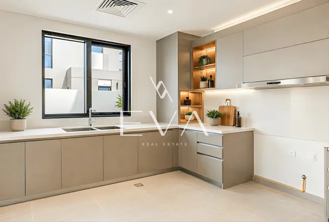 156914001 - Property Image 3