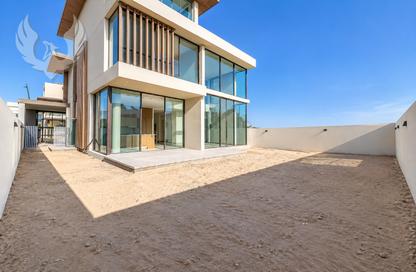 Villa - 4 - 5 for sale in Nad Al Sheba Gardens 3 - Nad Al Sheba Gardens - Nad Al Sheba 1 - Nad Al Sheba - Dubai Villa - 4 - 5 for sale in Nad Al Sheba Gardens 3 - Nad Al Sheba Gardens - Nad Al Sheba 1 - Nad Al Sheba - Dubai