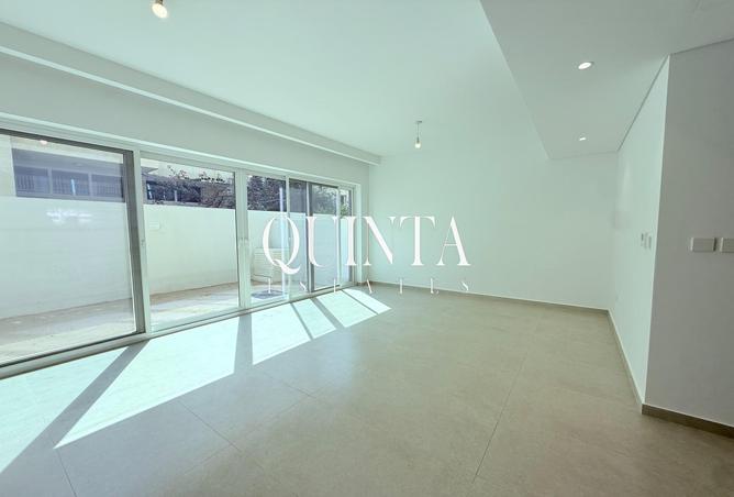 126571423 - Property Main Image
