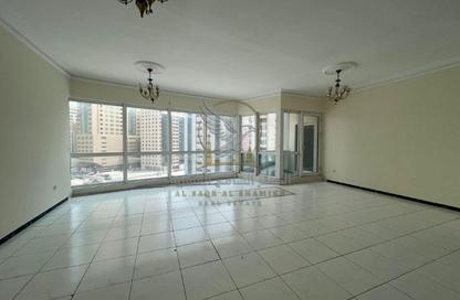 Apartment - 3 Bedrooms - 4 Bathrooms for rent in Al Majaz 2 - Al Majaz - Sharjah