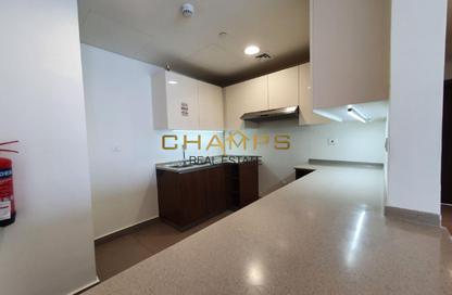 Apartment - 2 - 3 for rent in Wave tower - Corniche Road - Abu Dhabi Apartment - 2 - 3 for rent in Wave tower - Corniche Road - Abu Dhabi