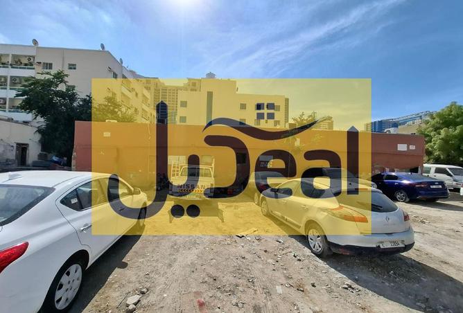 81122738 - Property Image 3