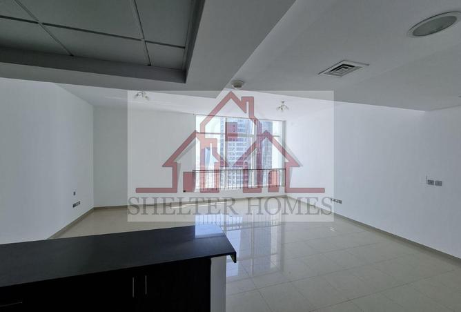 Spacious Studio | Similar Size to 1-Bedroom — photo 2